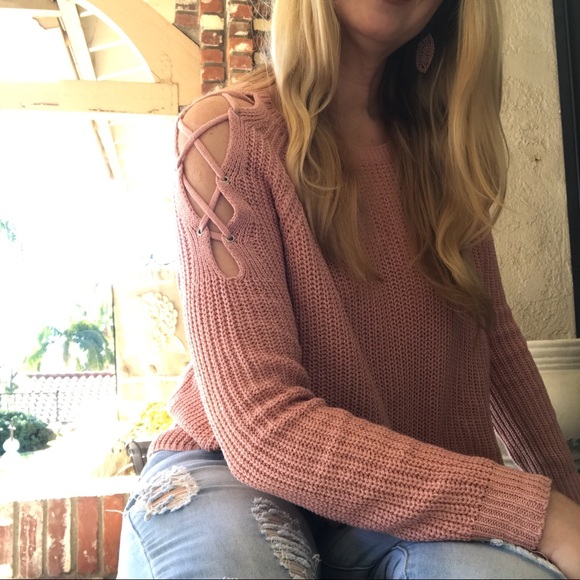 Quinn Blush Criss Cross Shoulder Sweater 💕Sale - Picture 2 of 5